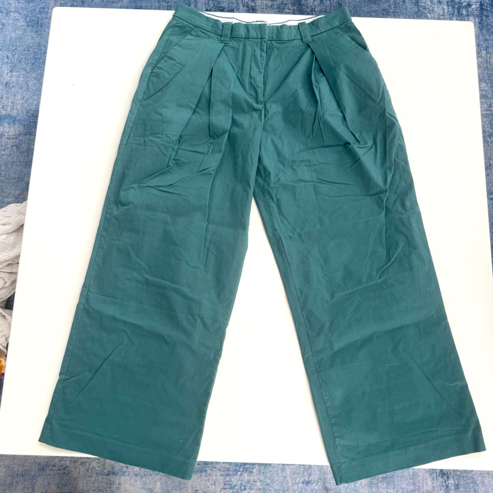 Abercrombie & Fitch Harper Tailored Ultra-Wide Leg Pant - Green - 32 / 14